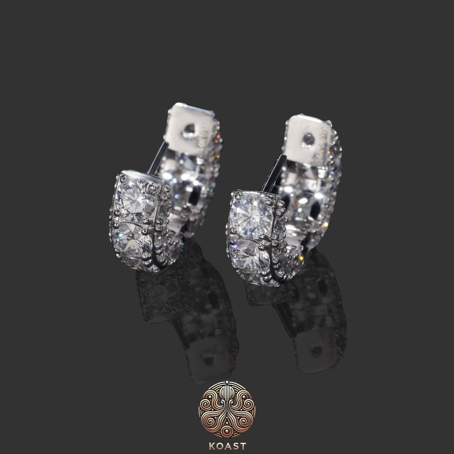 14k Gold Huggie Diamond Earrings (11.34 ct.tw.)