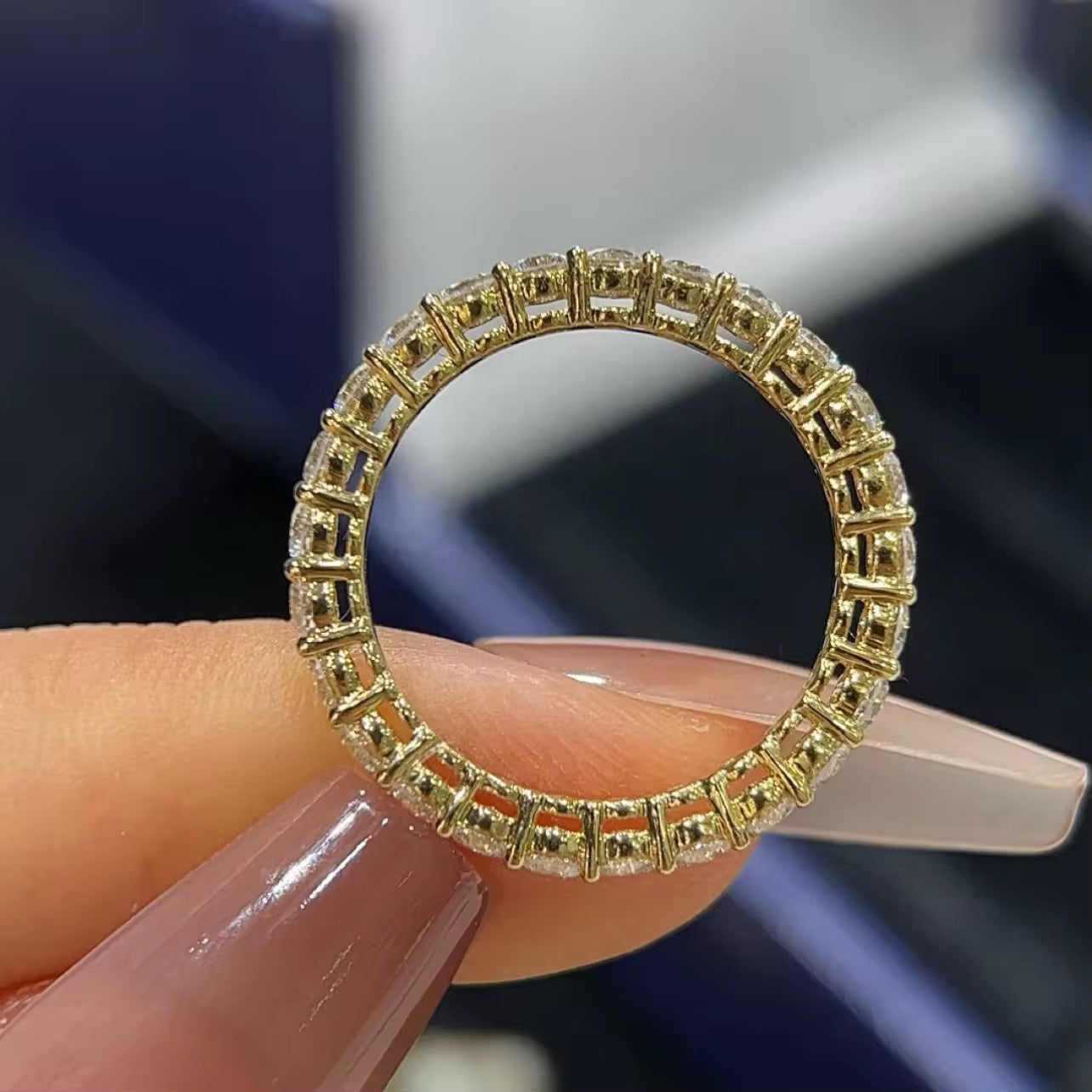 Round Diamond Eternity Band